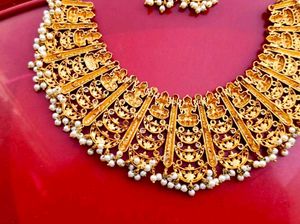 Akhila Necklace