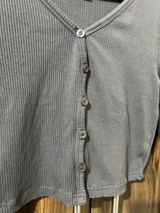 Gray Long Sleeve Crop Top