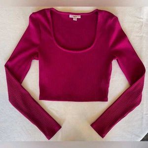 pink full sleeve korean top🩷.....