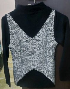 Woolen Sweater With Jacket