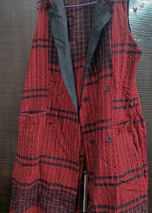 Taavi Ethnic Shrug