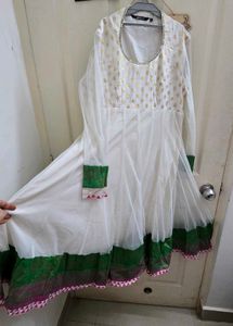 Elegant White & Gold Anarkali
