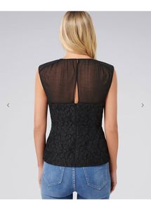 Chic Black Lace &amp; Mesh Sleeveless Top