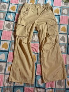 H&amp;M Cargo Trousers