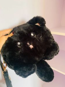 Black Kitty Slingbag