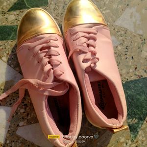 Woman Shoes