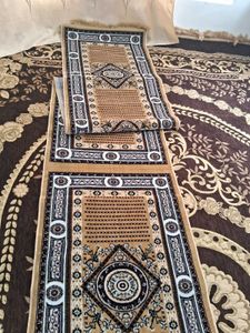 Kashmiri Kaleen Carpet/rug