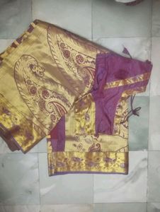 Elegant Indian Saree with Blouse