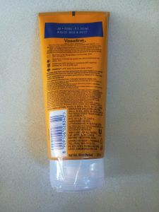 12 Pcs Vaseline Gluta-Hya SPF 50