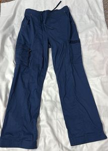 blue pants