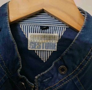 Stylish Denim Shirt Gesture