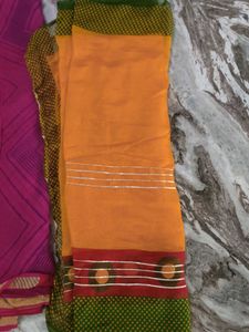 Assorted Women's Sarees Pack of 3😍❤️