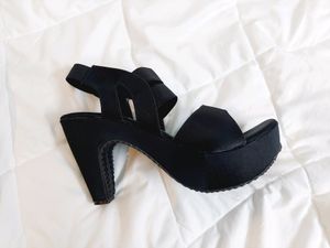 Black Heel