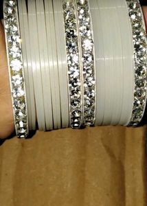 Sparkling Bangle Set