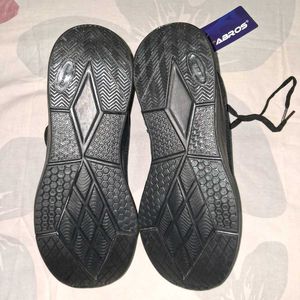 New Running Shoes - Size 7
