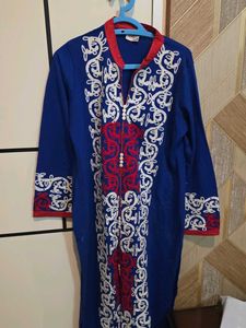 Elegant Blue Embroidered Kurta