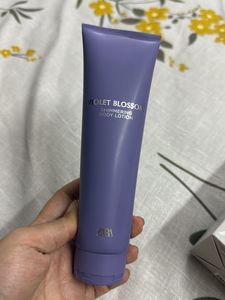 Zara Violet Blossom Shimmering Body Lotion