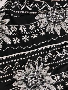 Patterned 3/4 Sleeve Top