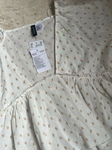 H&amp;m White Cute Top🤍🤍