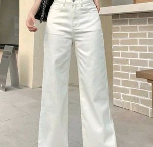 Zara White Jeans 😍