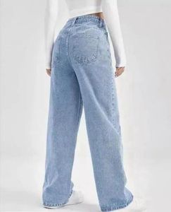 Wide Leg Light Wash Jeans