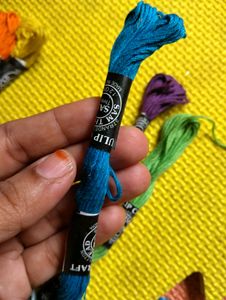 Croatia Thread And Velvet Balls
