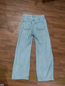 Distressed Wide Leg Jeans
