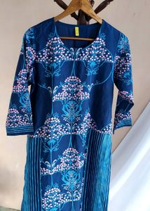 Ahika Navy Blue Printed Kurti, L Size