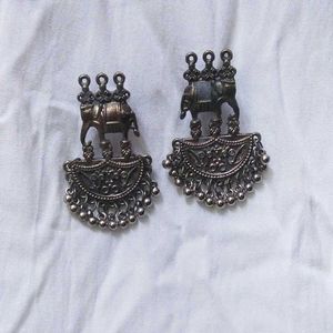 Vintage Elephant Earrings🐘✨