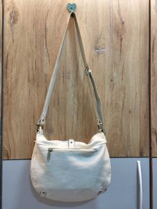 Stylish Sling Bag 🌸