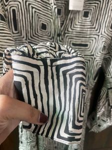 Chic Geometric Print Shirt Dress