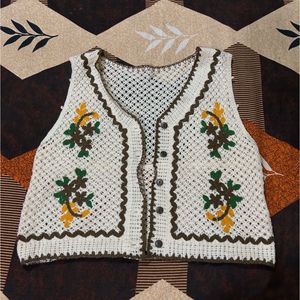Crochet Floral Vest,cardigan