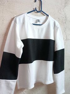 Stylish Ladies Fashion Top Stripped