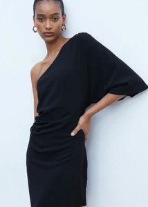 Black One-Shoulder Dress