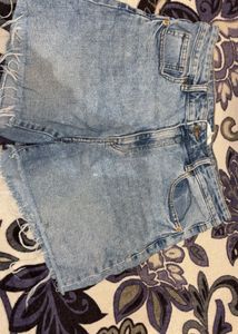 Distressed Denim Cut-Off Shorts for H.M