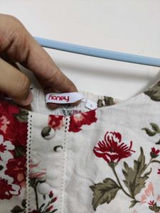 Floral Printed Puff sleeves Top