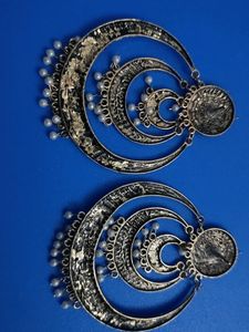Golden Antique 3 Layered Party Earrings