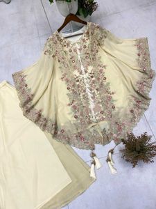 Kurta cum  Shrug and Plazoo Set
