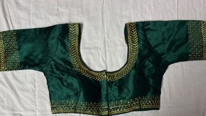 DARK GREEN EMBROIDERED BLOUSE
