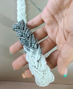 White And Silver Neckpiece