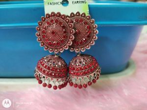 TRADITIONAL INDIAN STUDDED INDIANJUMKAS/EARRINGS