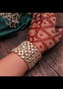 Beutiful Kundan Bracelet