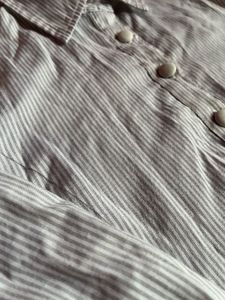 Slim-fit button up cotton shirt with stripe