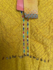 Rangriti Kurti