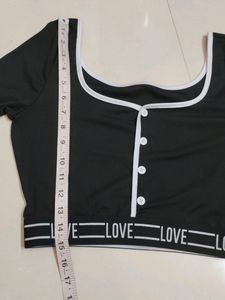 Black &#39;Love&#39; Cropped Long Sleeve