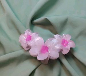 Flower Hair Claw Clip