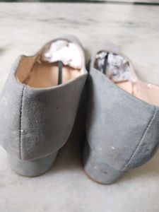 Qupid Grey Heels Size 7 For Women