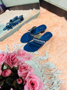 Boho Chic Navy &amp; White Toe Ring Sandals