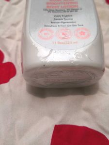 (Sealed) The Love Co. Kojic Acid Body Lotion🎀