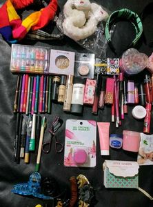 1 Product With Freebie